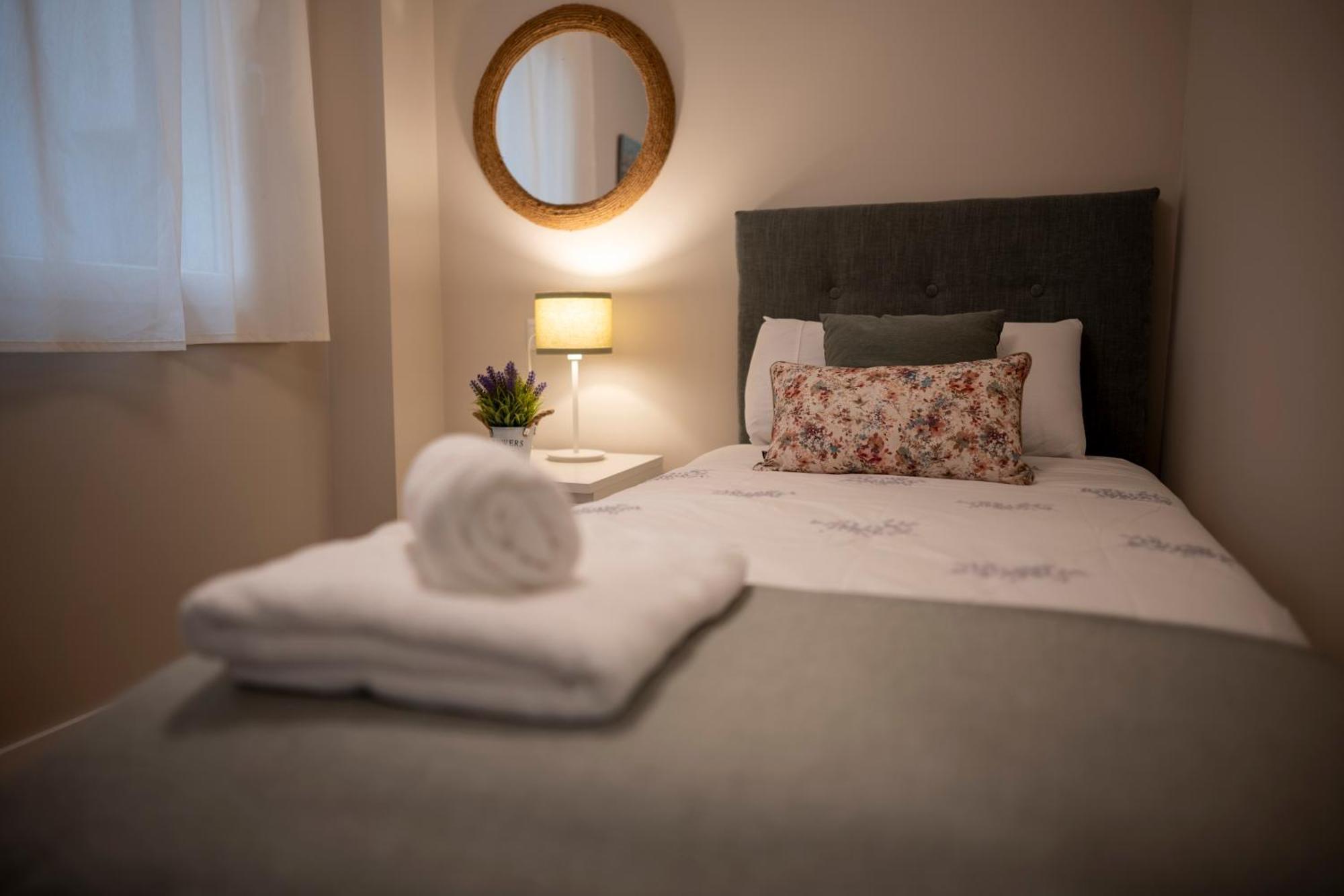 Apartment La Marina 3 Bedrooms Sun & Golf Torre de Benagalbon